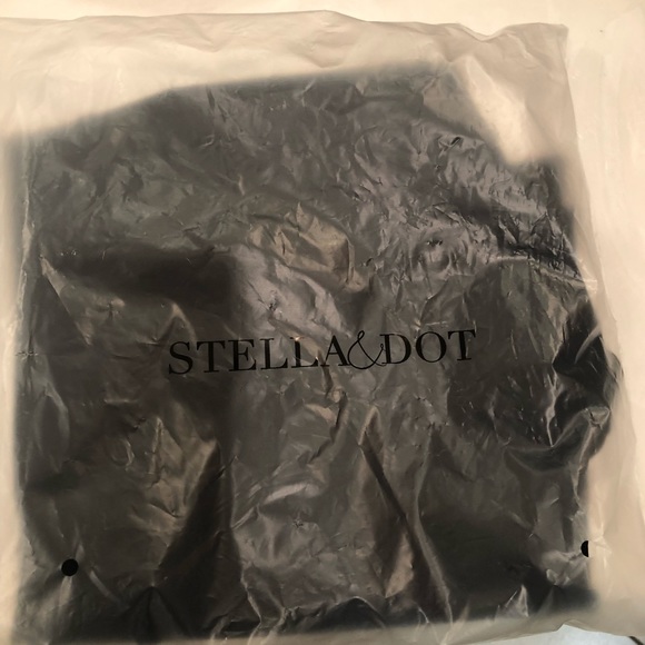 **SOLD**Stella and Dot Black Leggings - Brand New - Picture 2 of 3